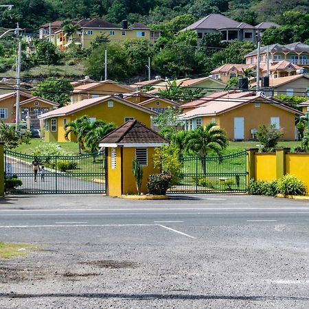 Ocho Rios Emerald 2 Bed 10 Mins Ocho Rios 24Hrs Hot Water Wi Fi 客房 照片